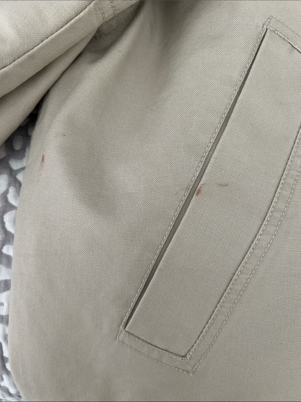 L.L. Bean Vintage Men's Beige Barn Coat with Brown Corduroy Collar/Cuffs - Picture 11 of 16